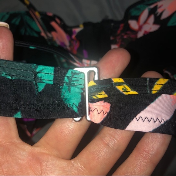 OLD NAVY Bikini Top! - Picture 3 of 4